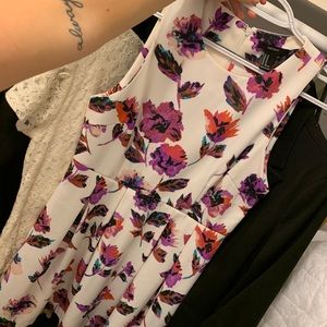 Cute floral Forever 21 dress